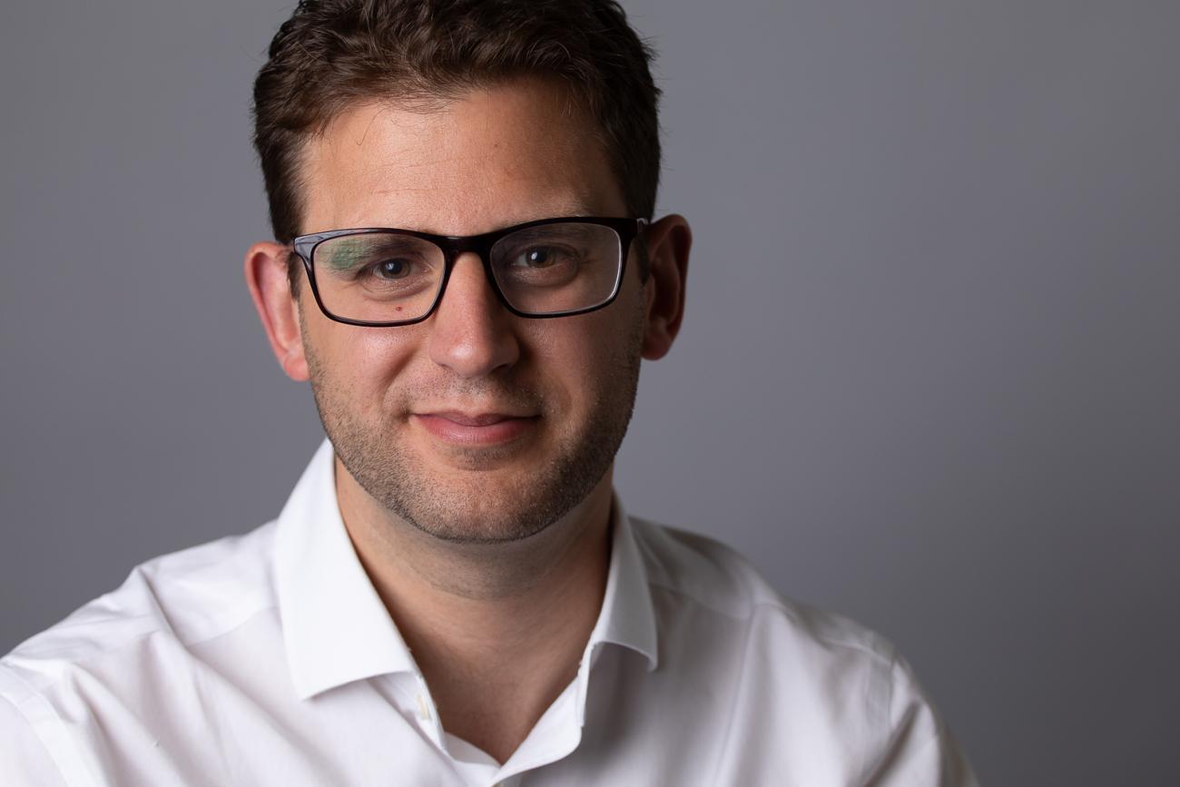 Dr. Ben Bowles